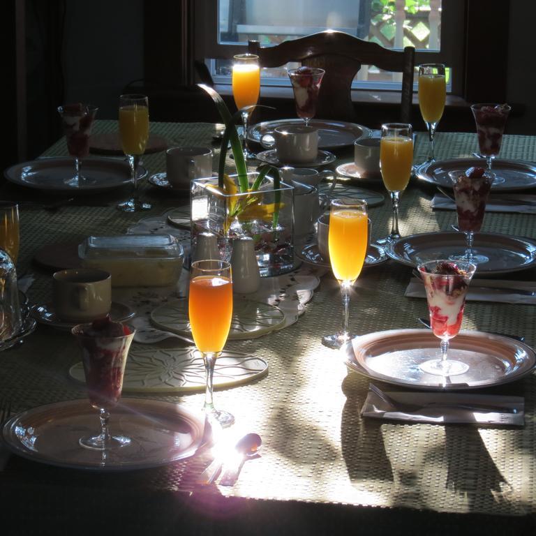 Phoenix House B&B Stettler 외부 사진